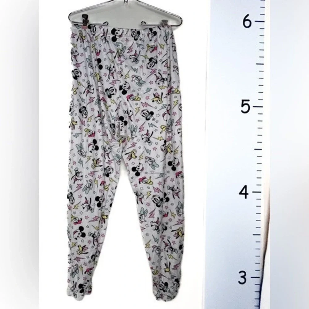 Disney Micky Minnie & Characters on White Pajama Pants‎ Medium - Picture 2 of 15